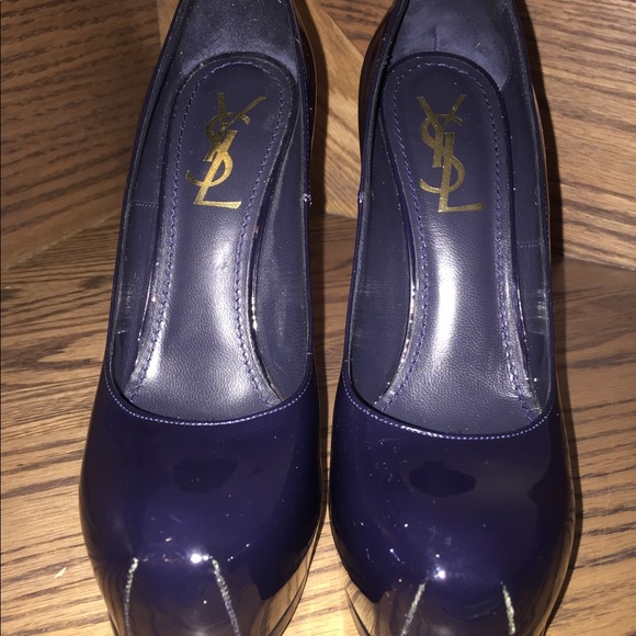 Yves Saint Laurent Navy Blue Patent Platform pumps - Picture 3 of 4